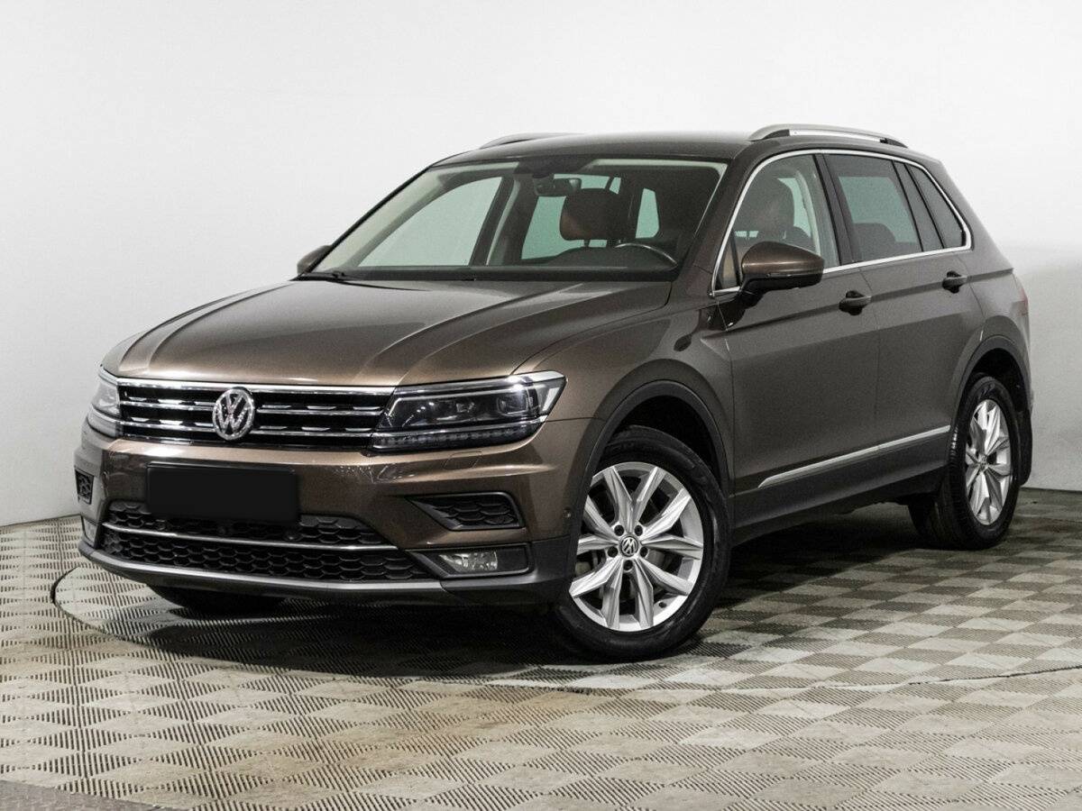 Volkswagen Tiguan б/у, 2017, Роботизированная. Посмотреть фото