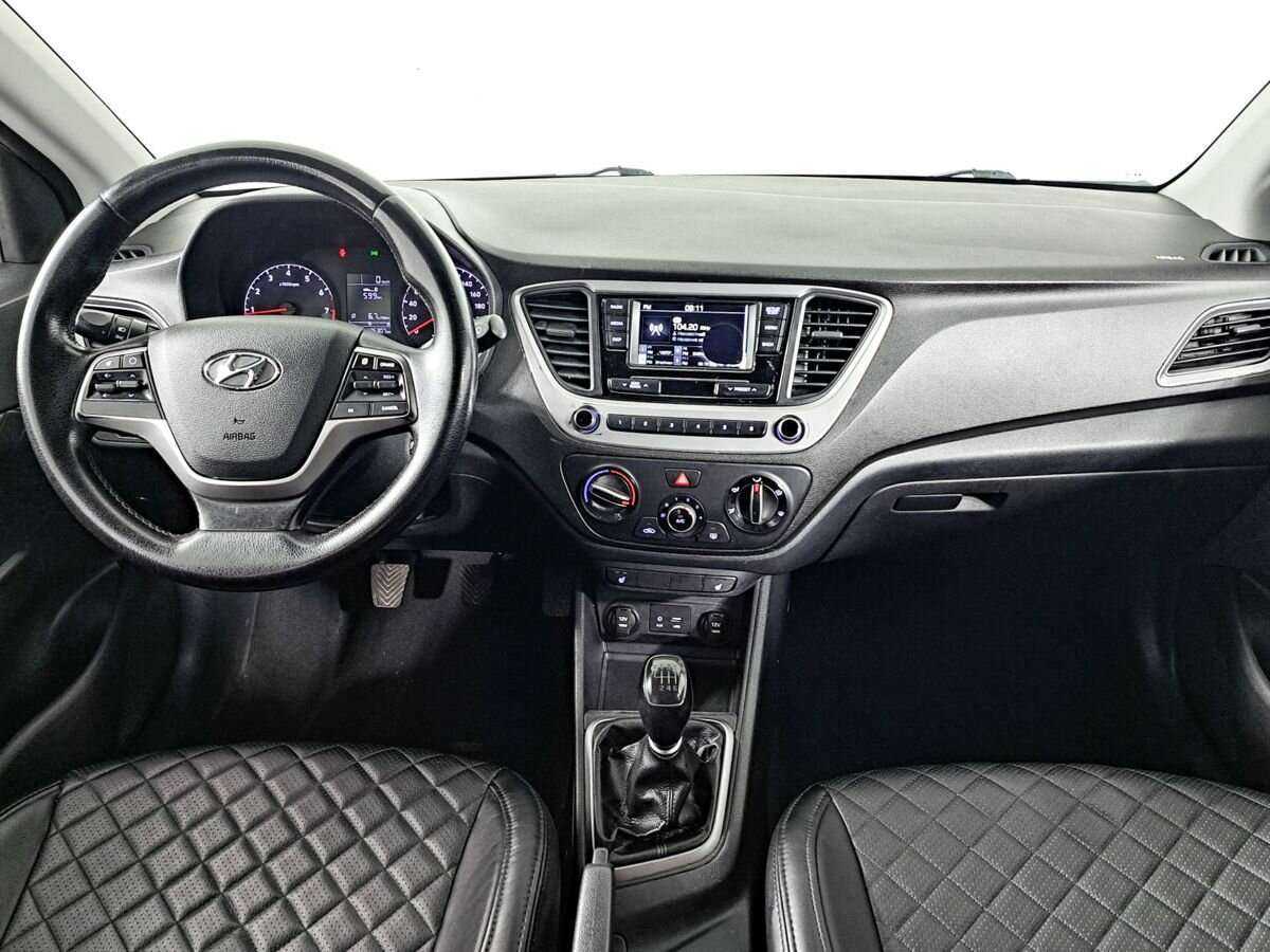 Hyundai Solaris б/у, 2017, Механическая. Фото: #13