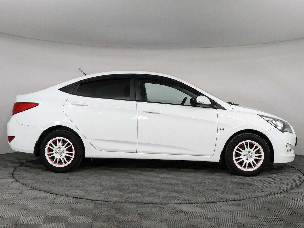 Hyundai Solaris б/у, 2014, Автоматическая. Фото: #3