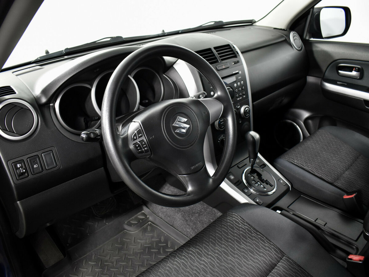 Suzuki Grand Vitara б/у, 2014, Автоматическая. Фото: #8