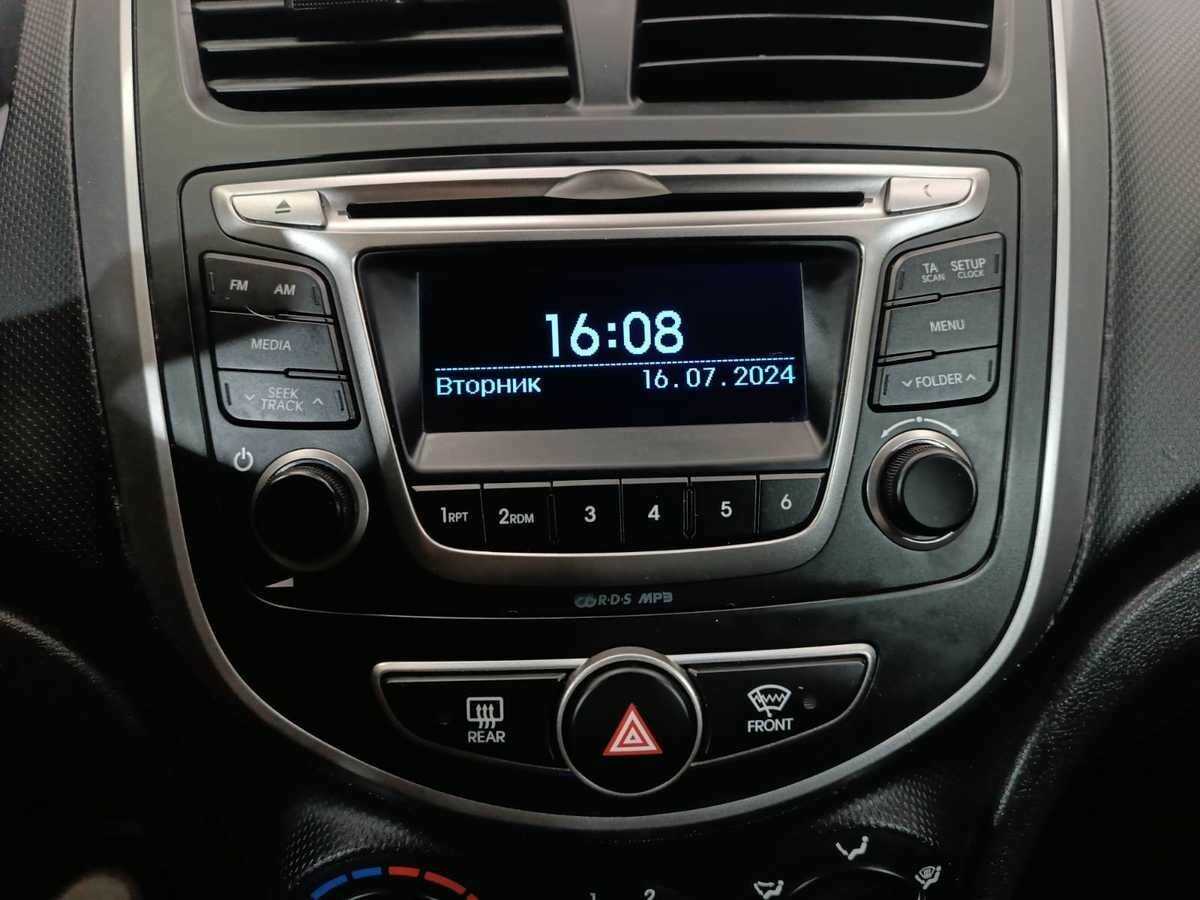 Hyundai Solaris б/у, 2016, Автоматическая. Фото: #13