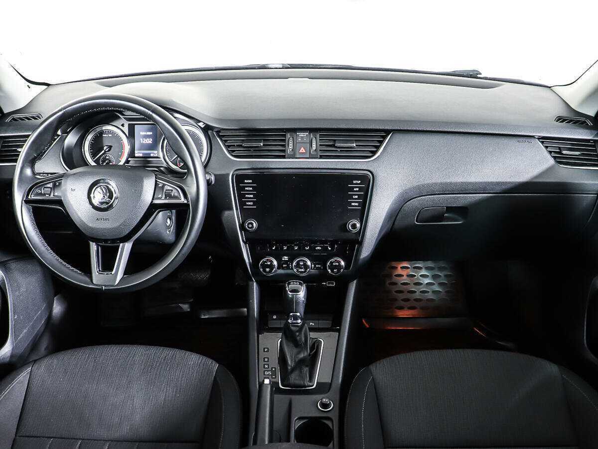 Skoda Octavia б/у, 2018, Роботизированная. Фото: #10