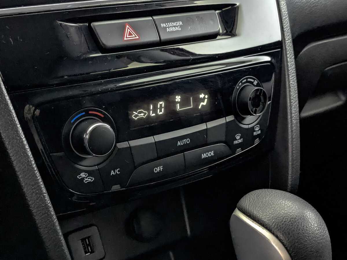 Suzuki Vitara б/у, 2016, Автоматическая. Фото: #20