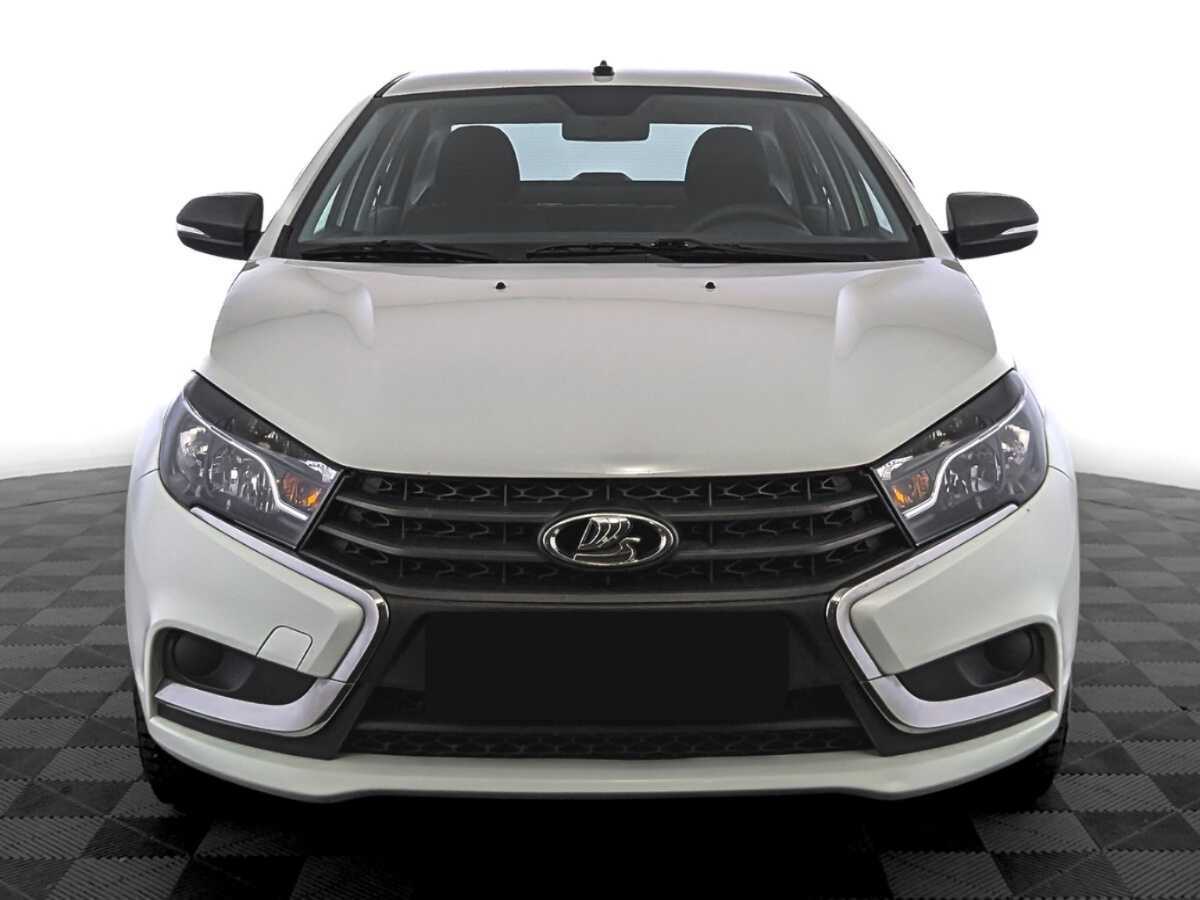 Lada (ВАЗ) Vesta б/у, 2019, Механическая. Фото: #1