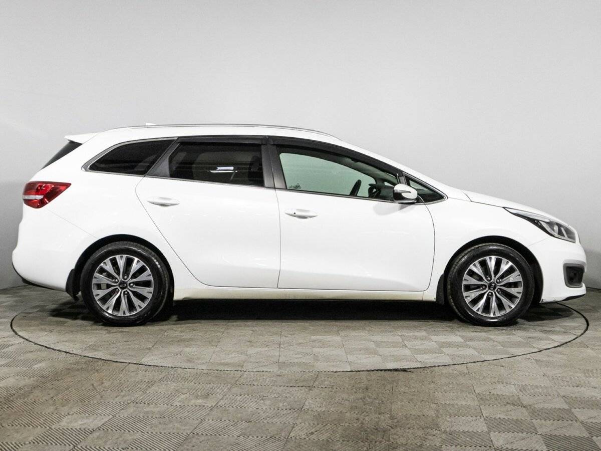 Kia Ceed б/у, 2018, Автоматическая. Фото: #3