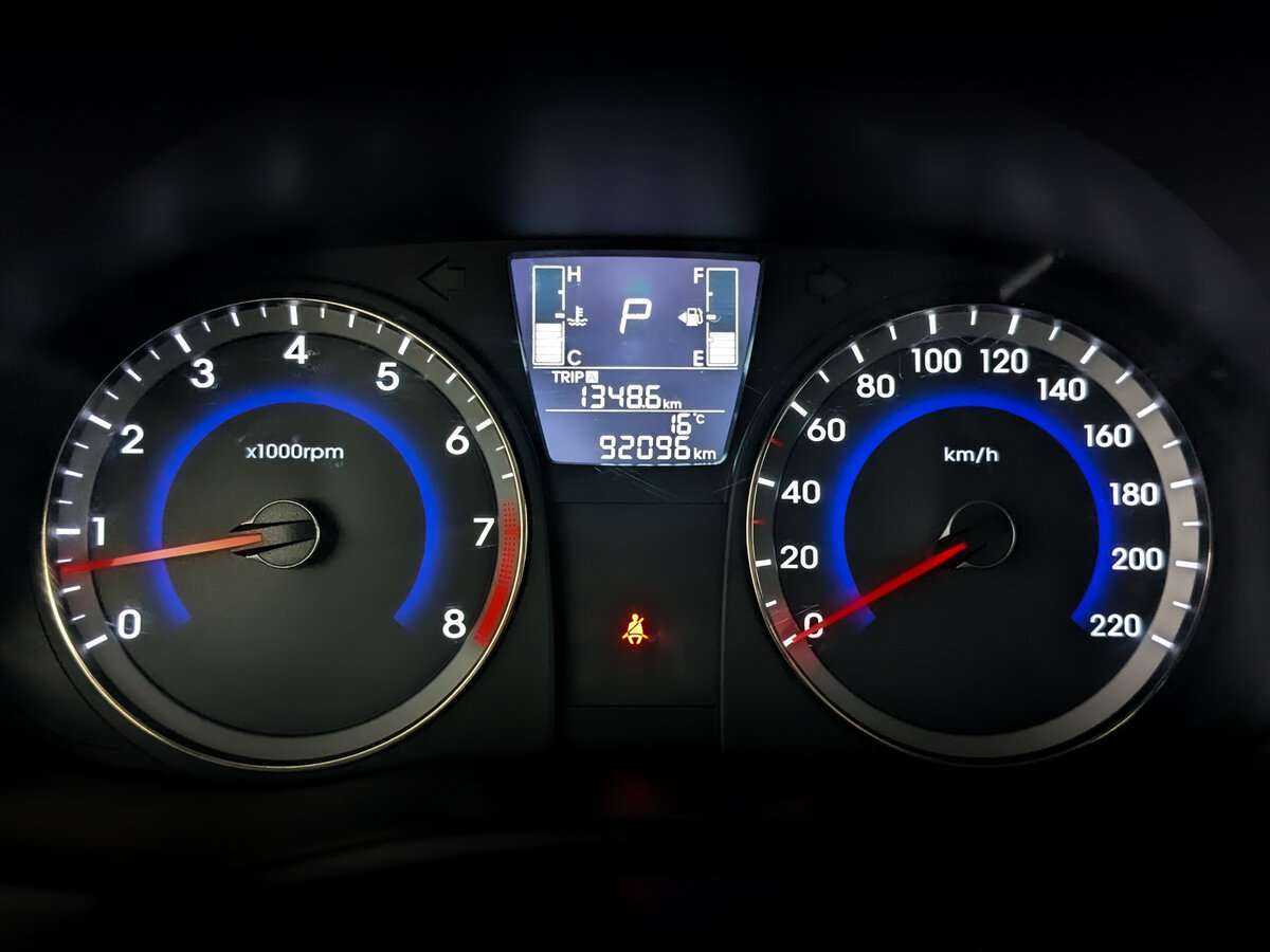 Hyundai Solaris б/у, 2014, Автоматическая. Фото: #10