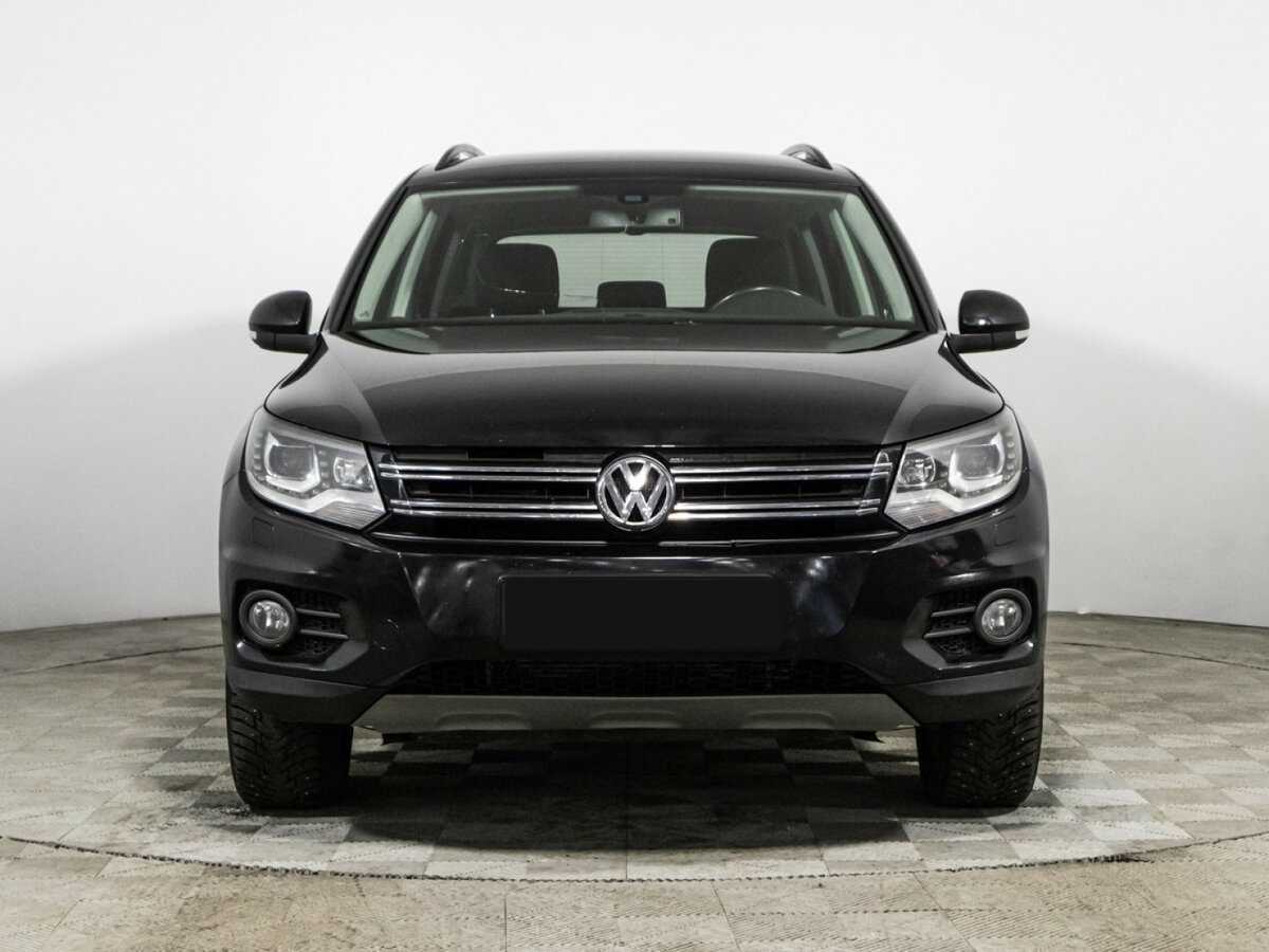 Volkswagen Tiguan б/у, 2015, Автоматическая. Фото: #1