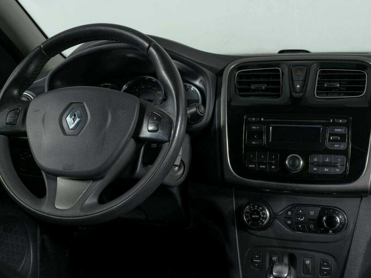 Renault Sandero б/у, 2017, Автоматическая. Фото: #8