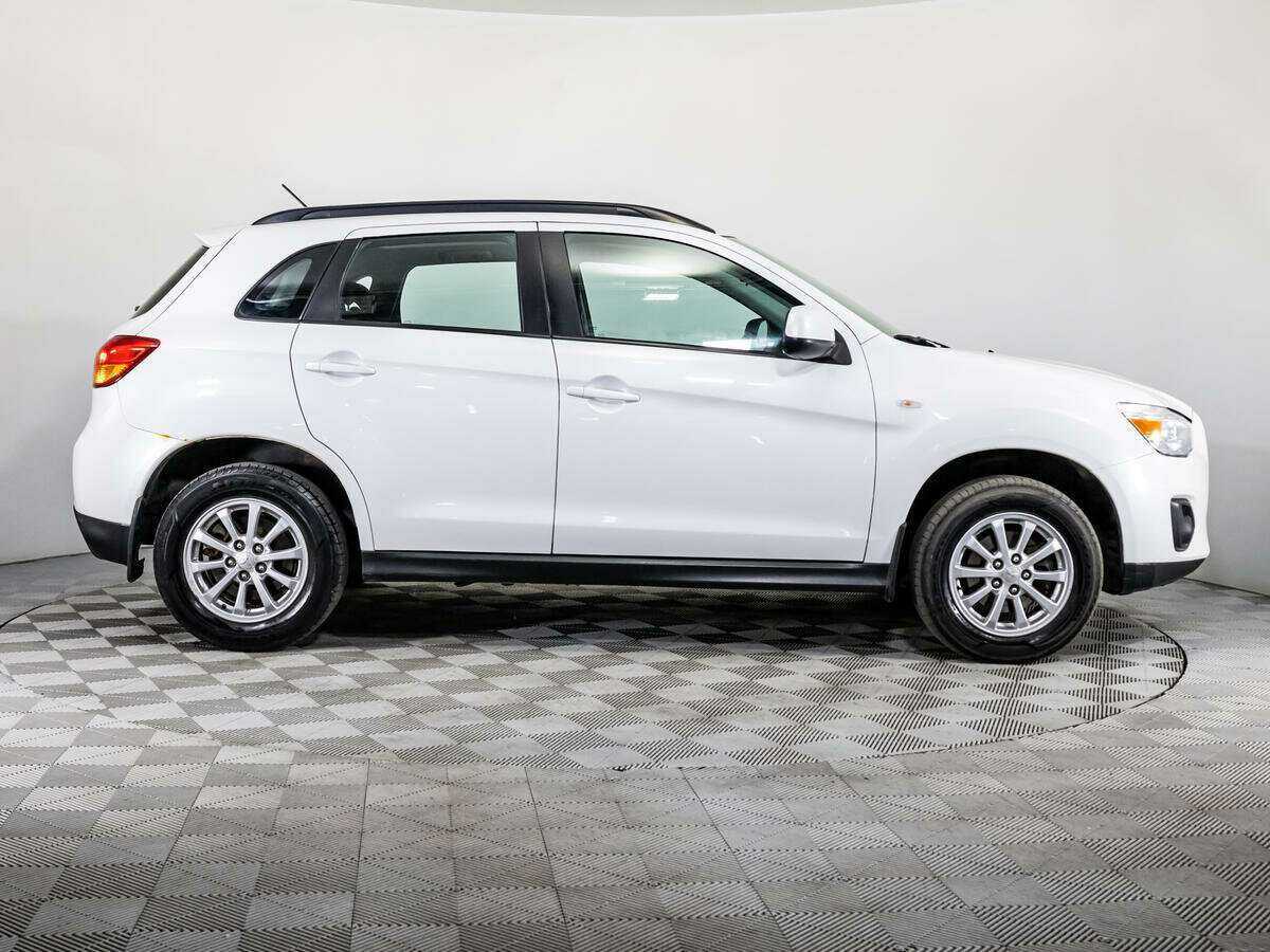 Mitsubishi ASX б/у, 2014, Механическая. Фото: #3