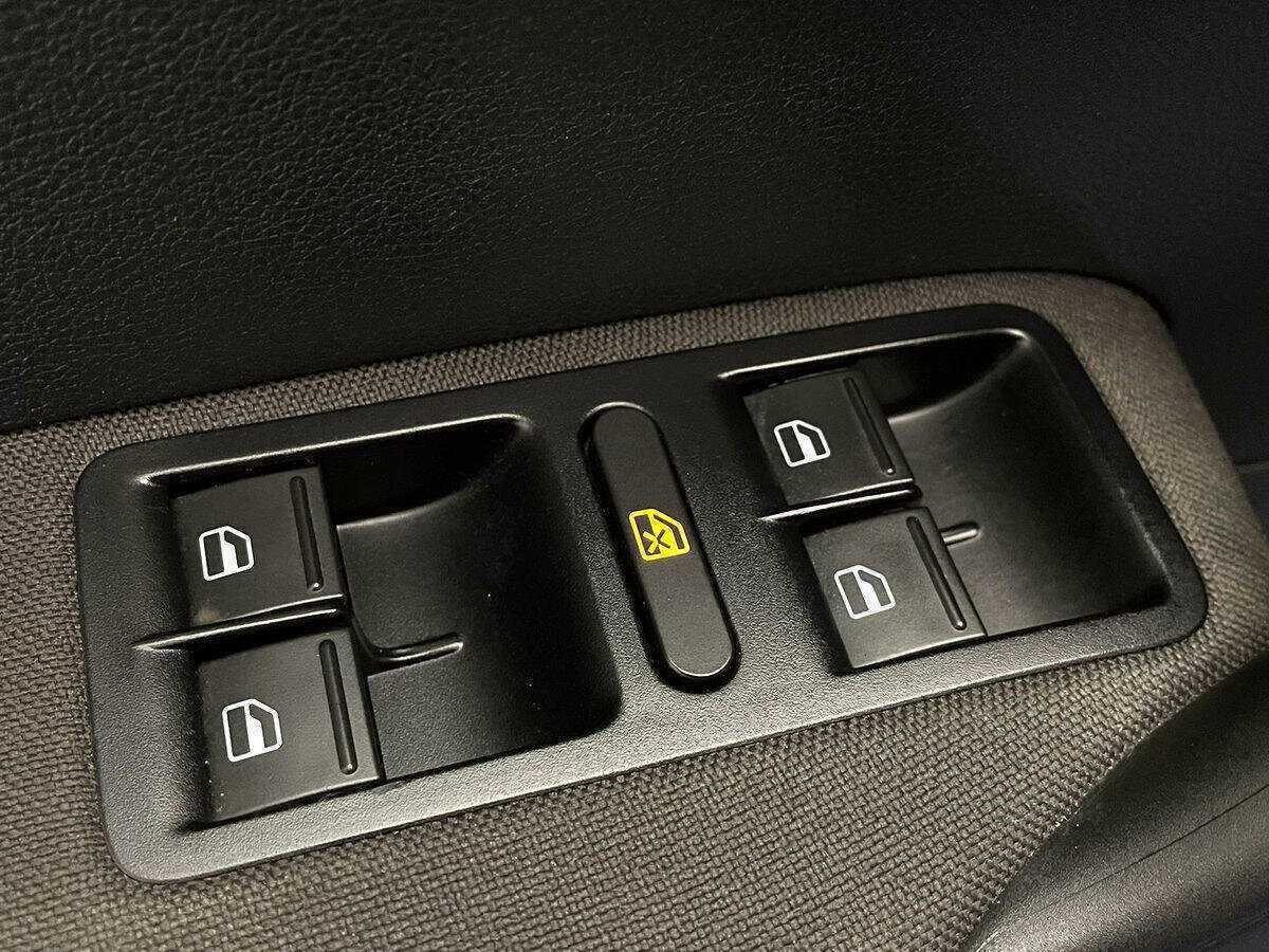 Volkswagen Polo б/у, 2018, Автоматическая. Фото: #11