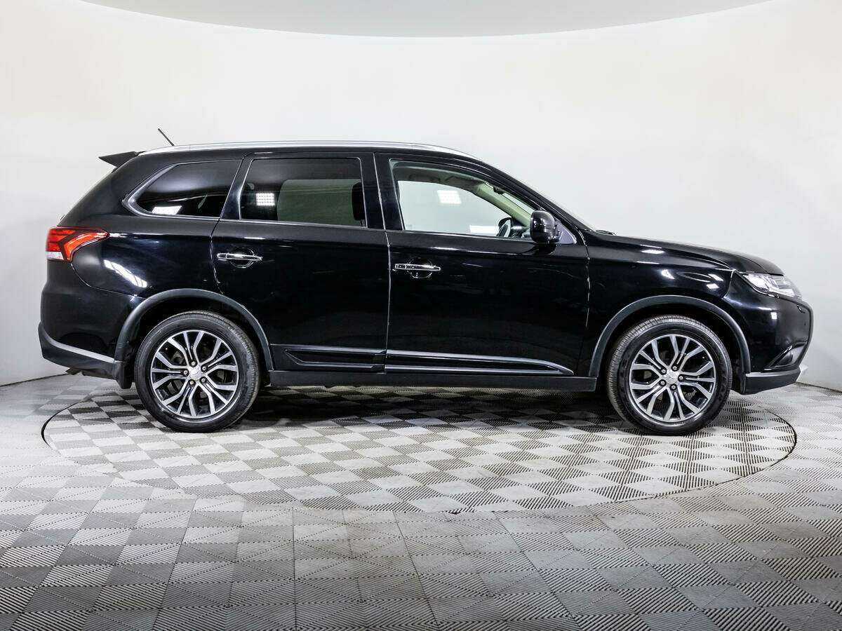 Mitsubishi Outlander б/у, 2016, Вариатор. Фото: #3