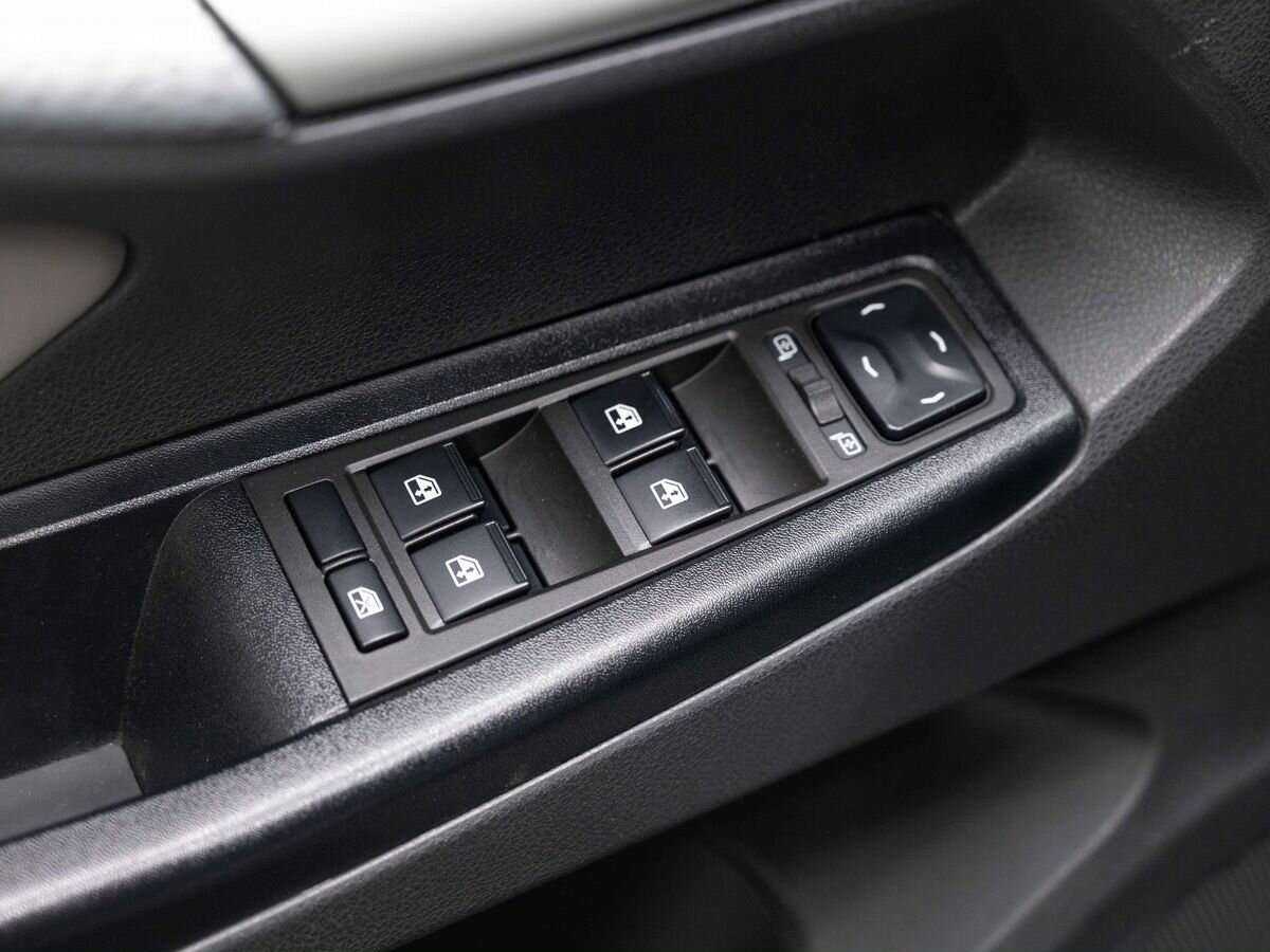 Lada (ВАЗ) Vesta б/у, 2019, Роботизированная. Фото: #19