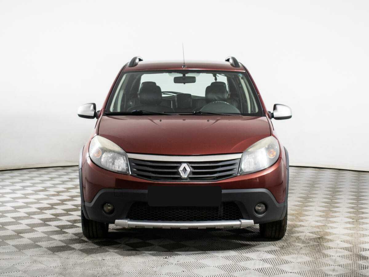 Renault Sandero б/у, 2012, Механическая. Фото: #1