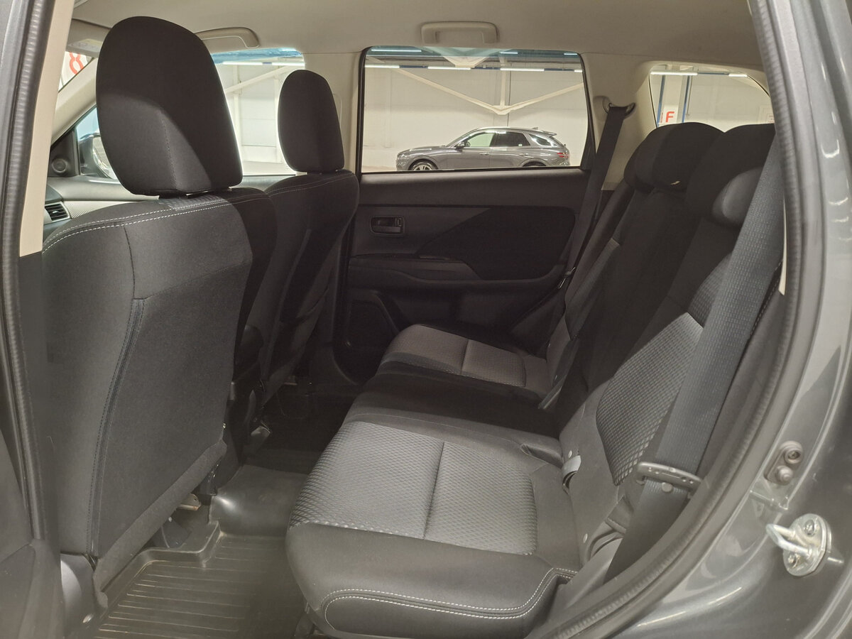Mitsubishi Outlander б/у, 2015, Вариатор. Фото: #11