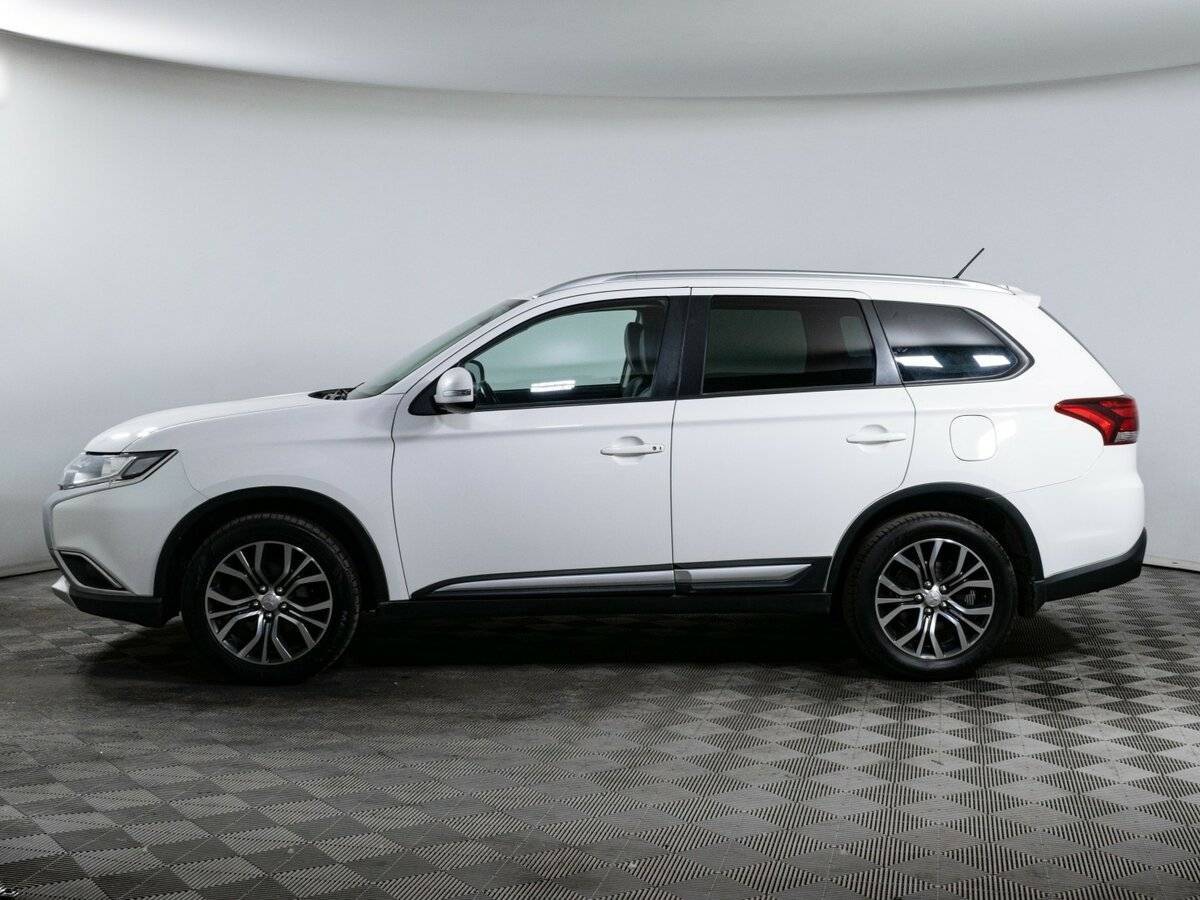 Mitsubishi Outlander б/у, 2016, Вариатор. Фото: #7
