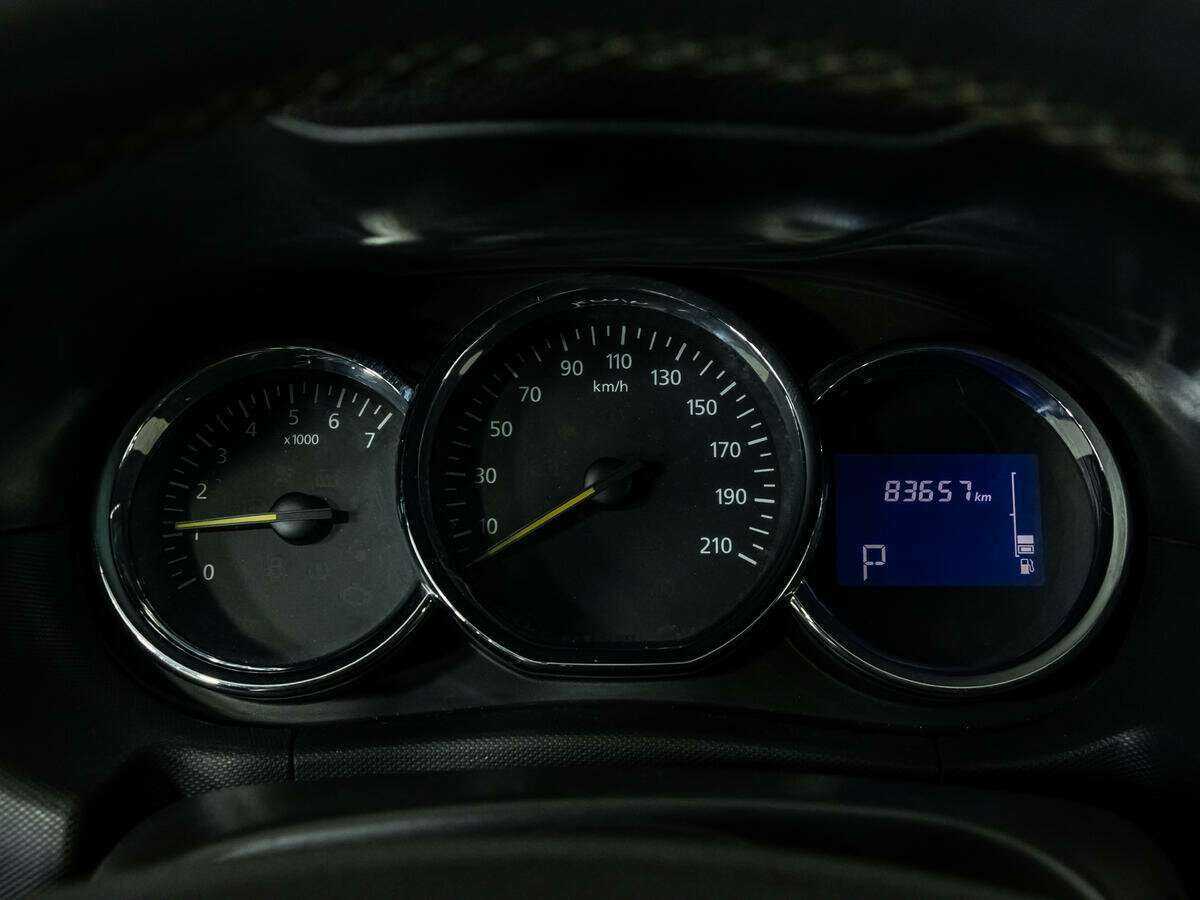 Renault Duster б/у, 2015, Автоматическая. Фото: #11