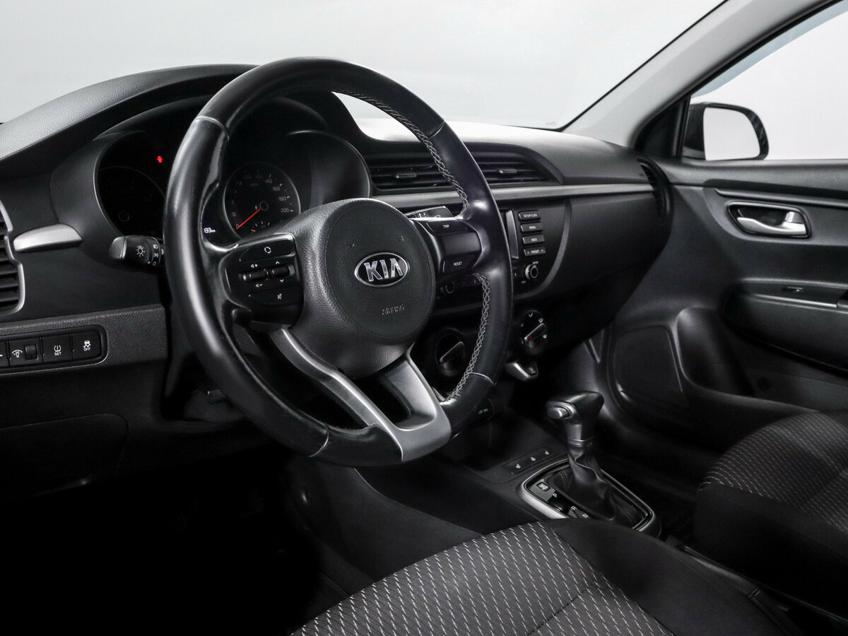 Kia Rio б/у, 2017, Автоматическая. Фото: #10