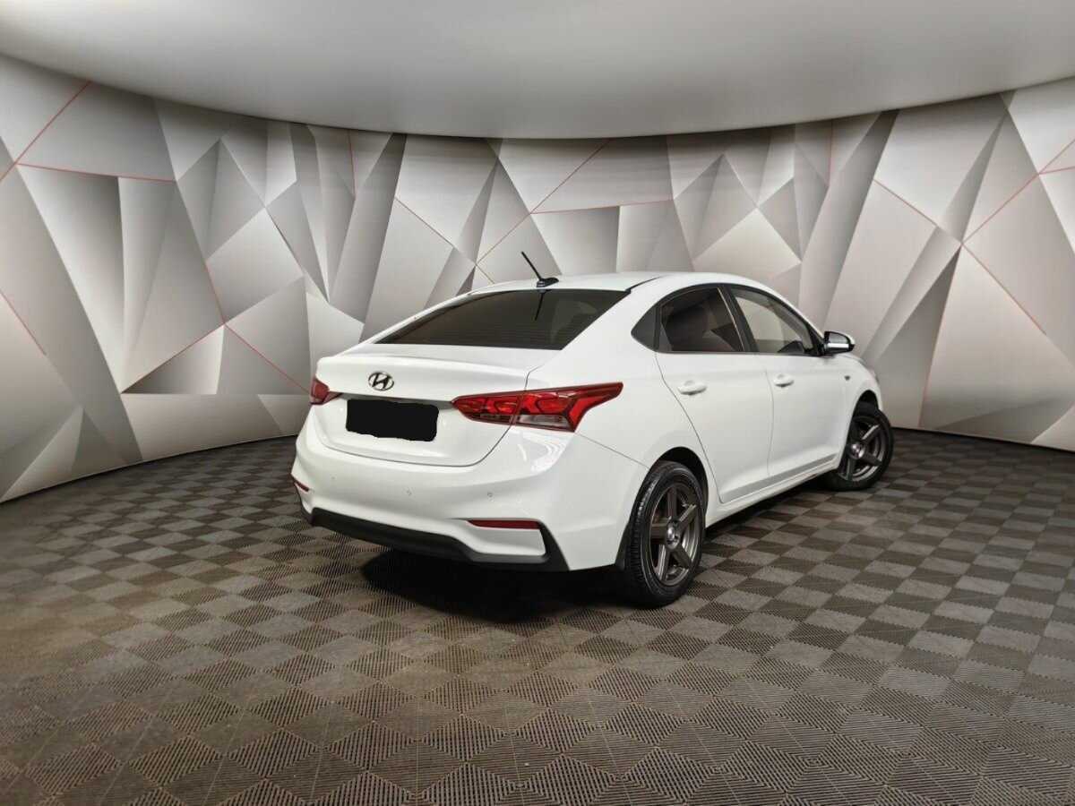 Hyundai Solaris б/у, 2017, Автоматическая. Фото: #1