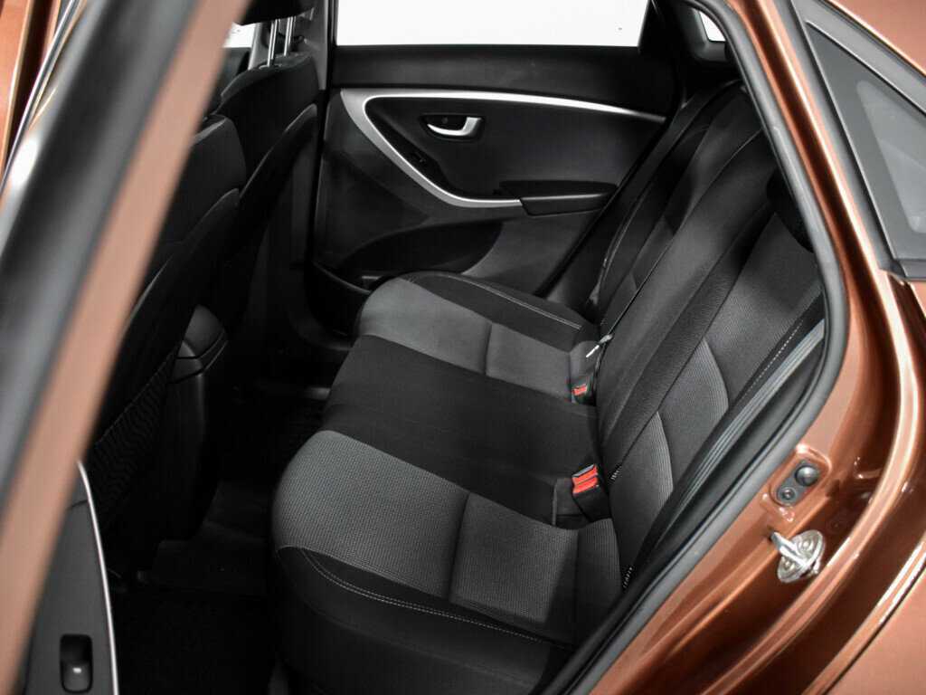 Hyundai i30 б/у, 2013, Автоматическая. Фото: #11