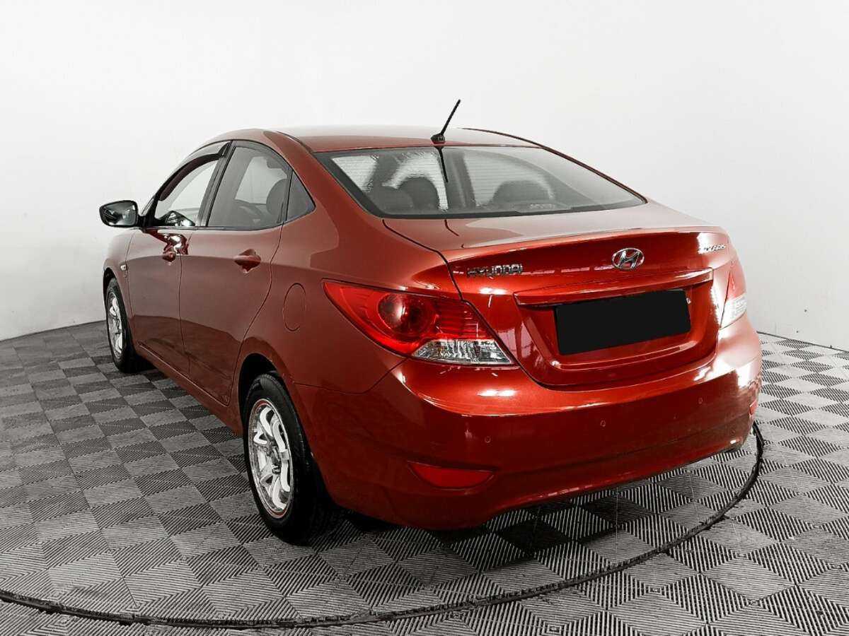 Hyundai Solaris б/у, 2012, Механическая. Фото: #5