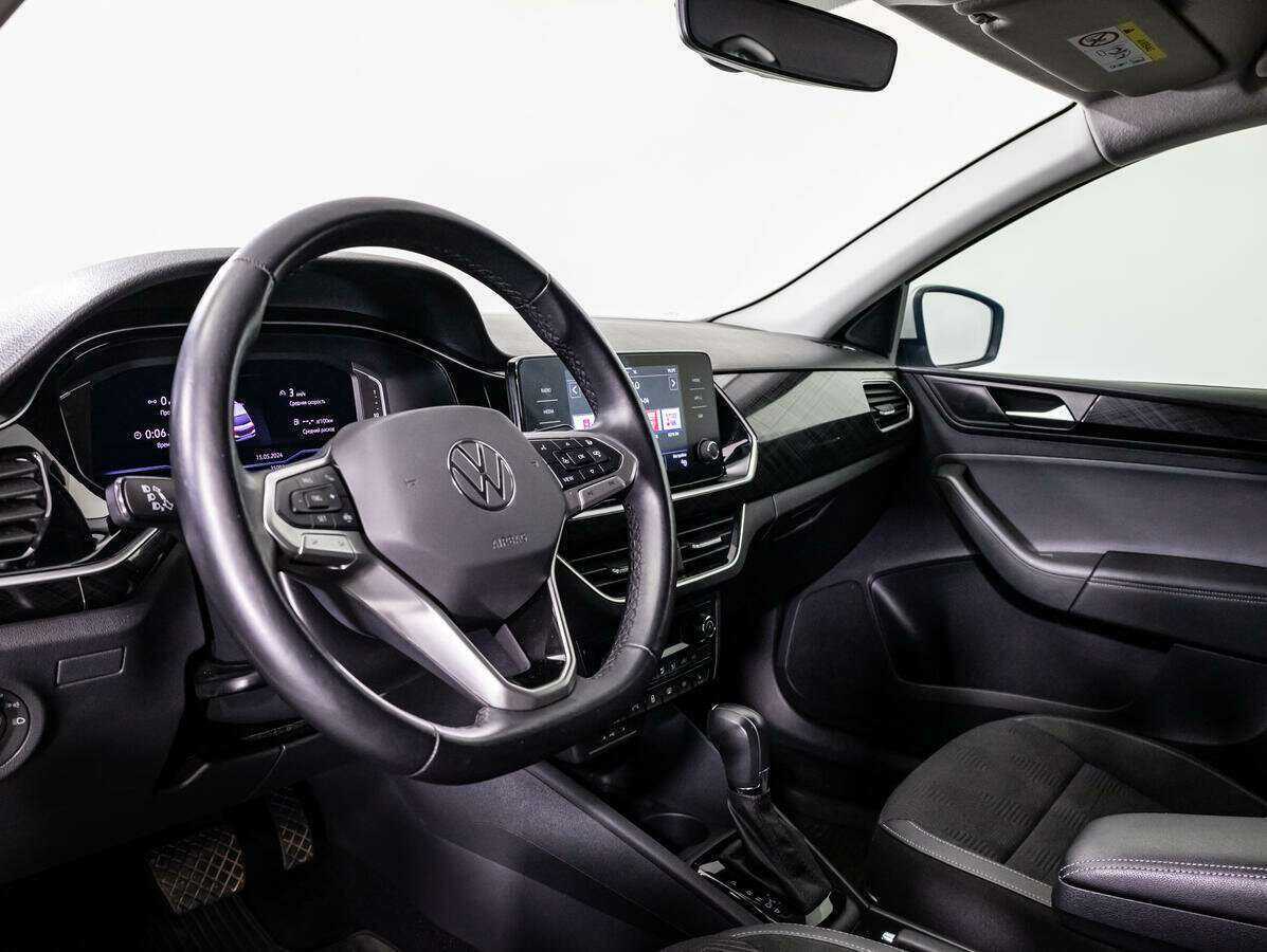 Volkswagen Polo б/у, 2020, Автоматическая. Фото: #10