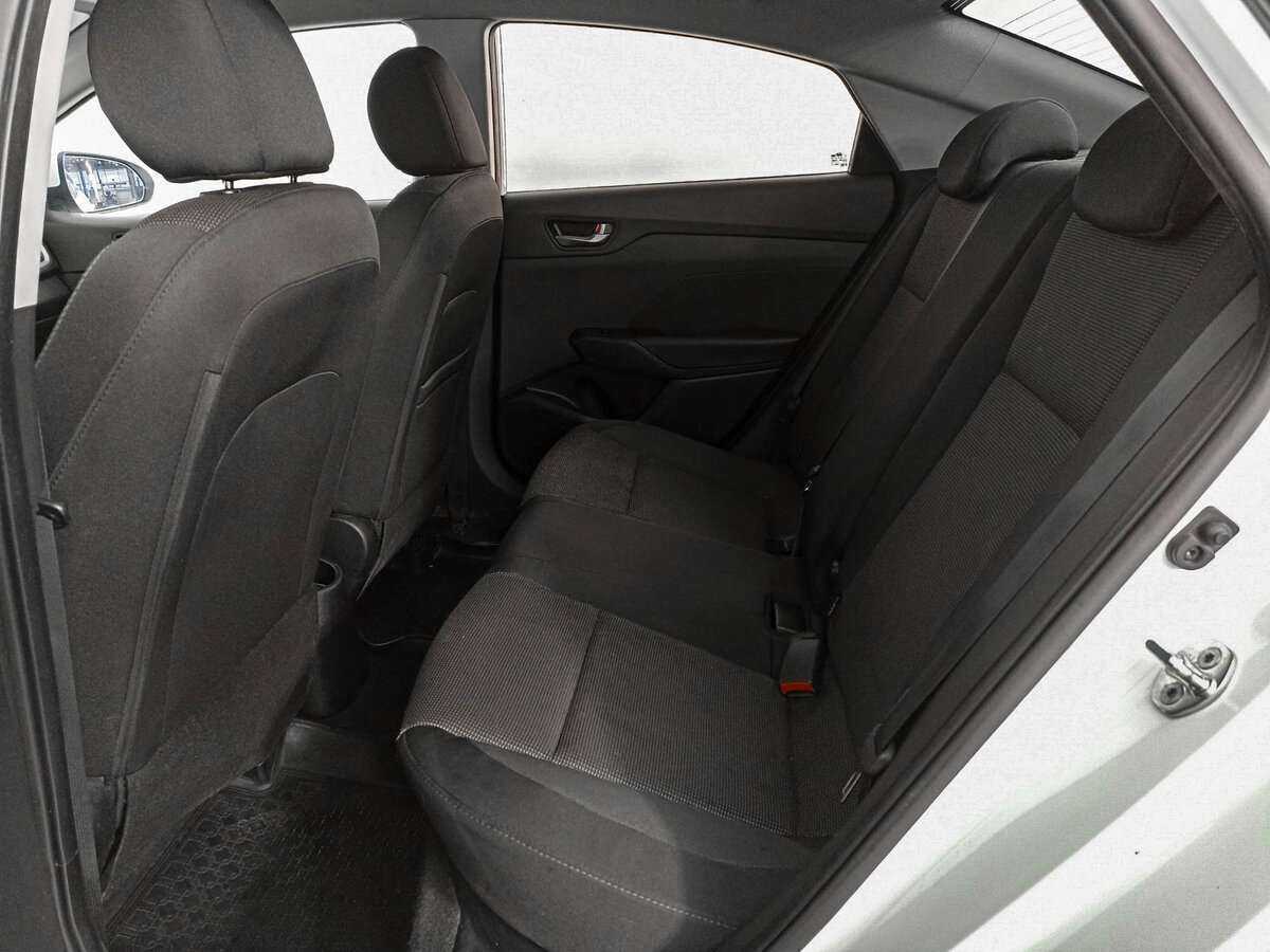 Hyundai Solaris б/у, 2018, Механическая. Фото: #9