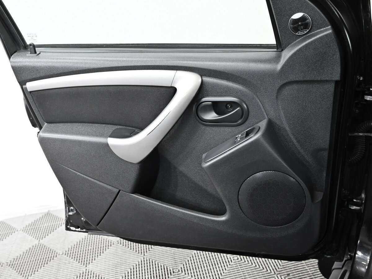 Renault Duster б/у, 2014, Автоматическая. Фото: #7