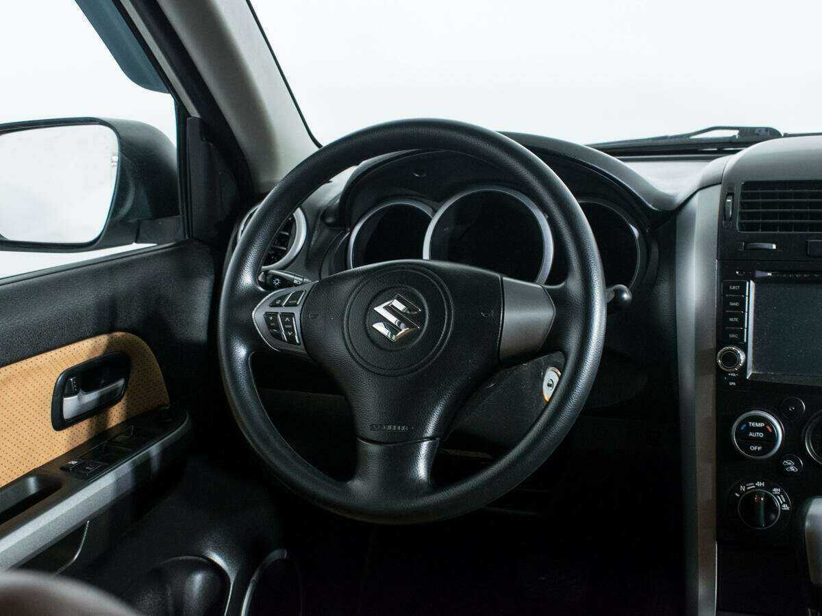 Suzuki Grand Vitara б/у, 2012, Автоматическая. Фото: #12