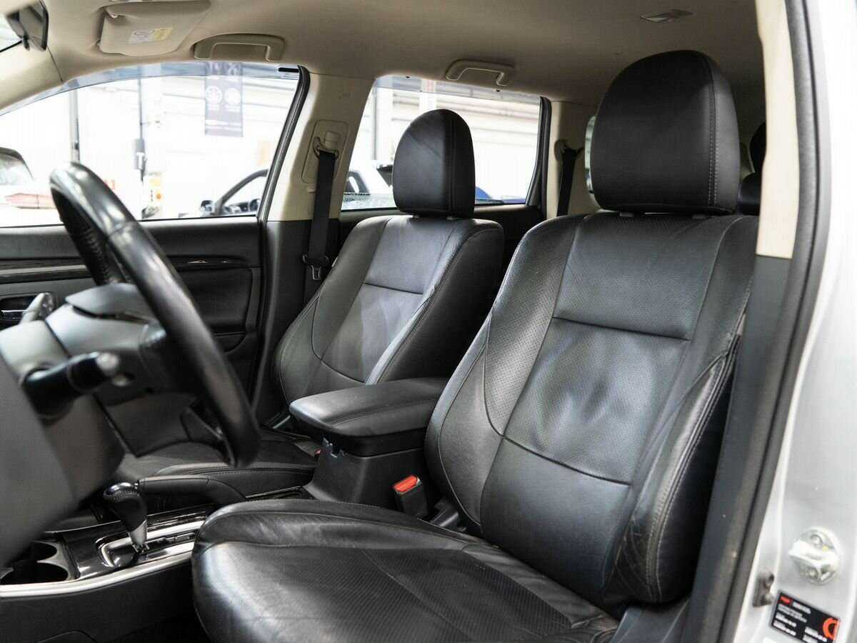 Mitsubishi Outlander б/у, 2017, Вариатор. Фото: #5