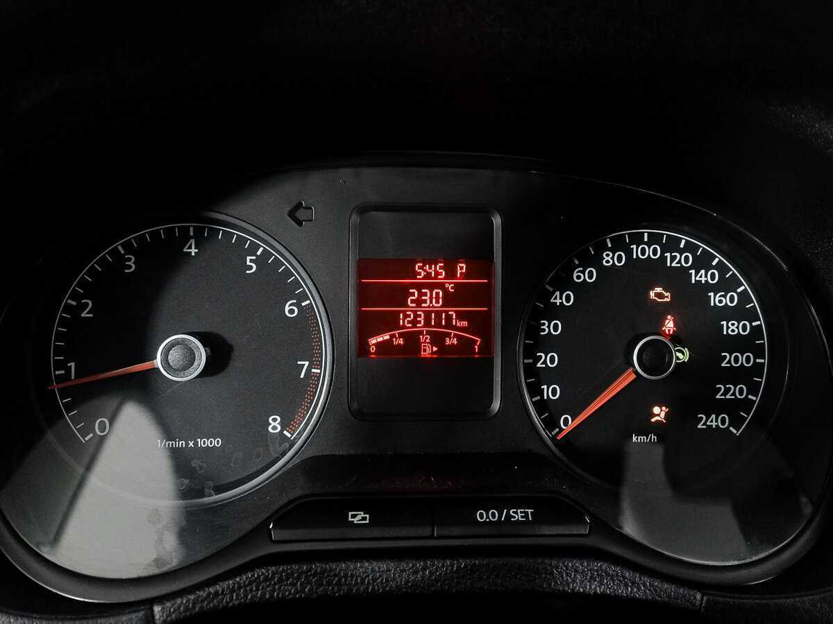 Volkswagen Polo б/у, 2014, Автоматическая. Фото: #8