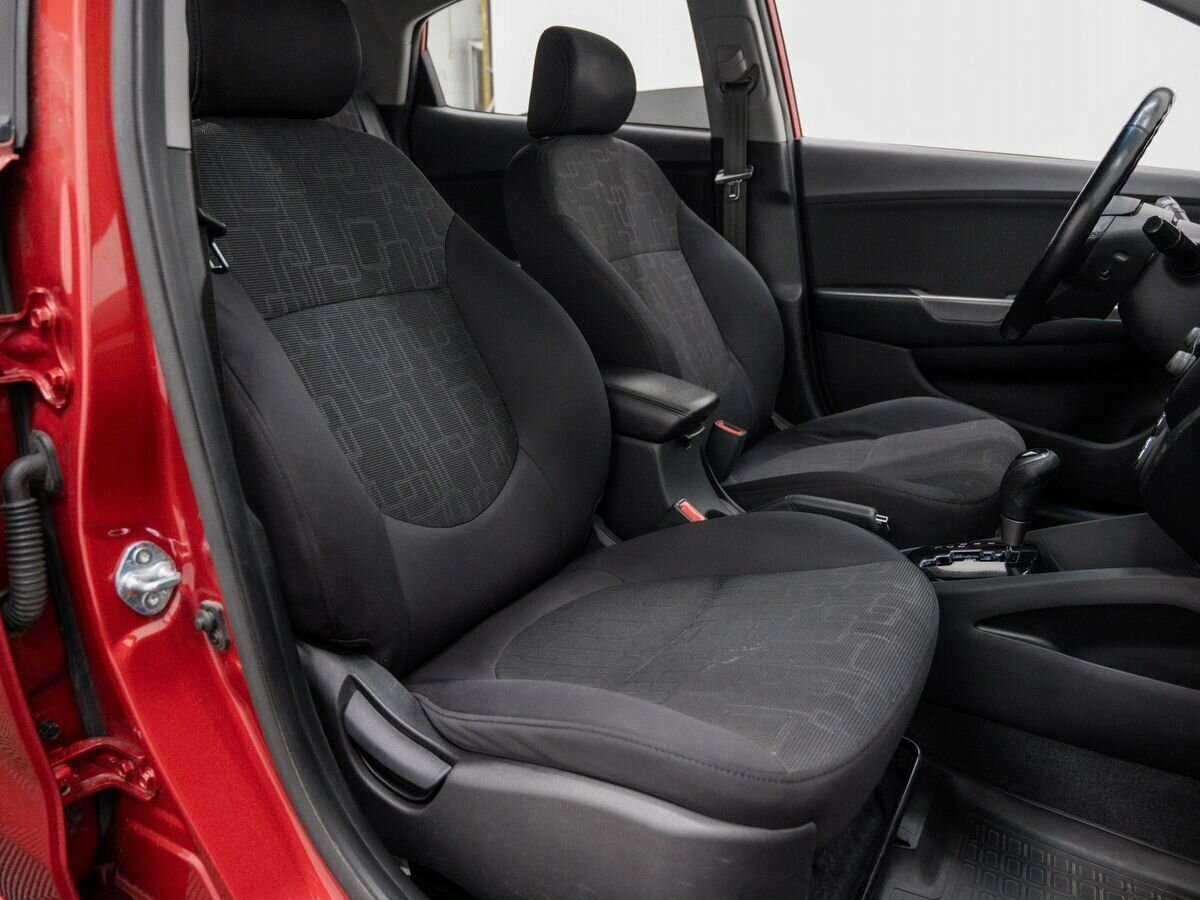 Kia Rio б/у, 2013, Автоматическая. Фото: #6