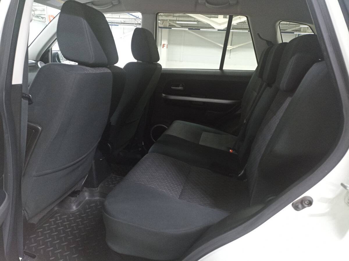 Suzuki Grand Vitara б/у, 2013, Автоматическая. Фото: #11