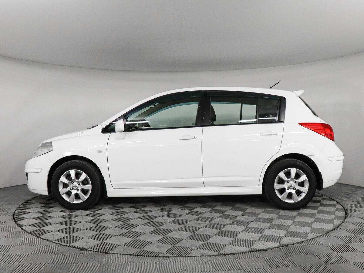 Nissan Tiida б/у, 2013, Автоматическая. Фото: #7