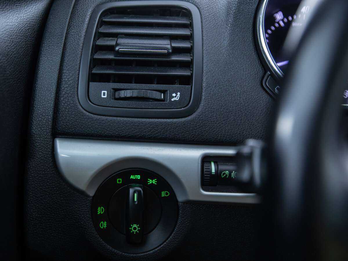 Skoda Yeti б/у, 2013, Механическая. Фото: #14