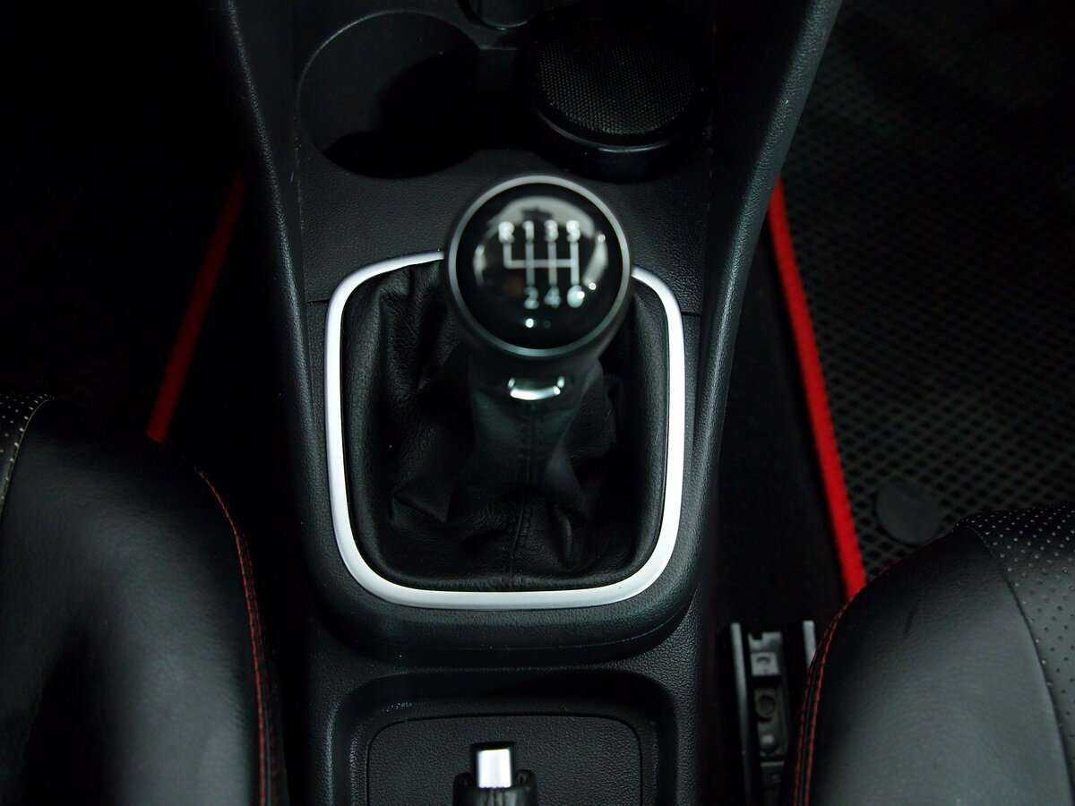 Volkswagen Polo б/у, 2018, Механическая. Фото: #15