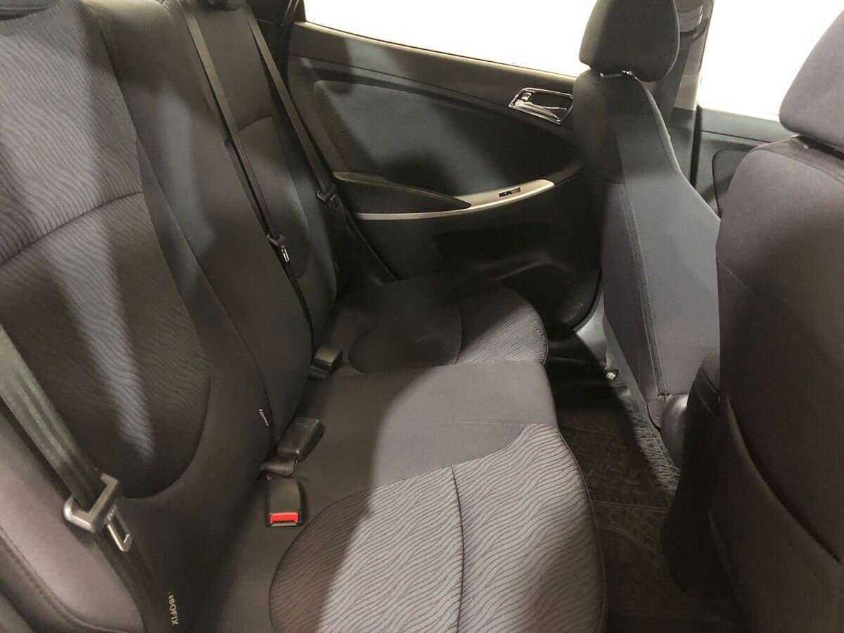 Hyundai Solaris б/у, 2014, Механическая. Фото: #10