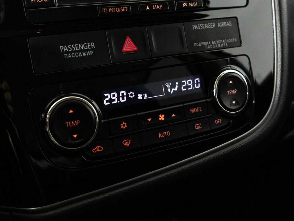 Mitsubishi Outlander б/у, 2016, Вариатор. Фото: #17