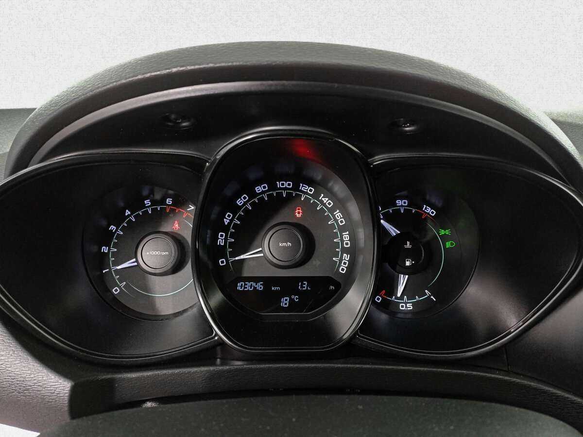 Lada (ВАЗ) Vesta б/у, 2017, Механическая. Фото: #10