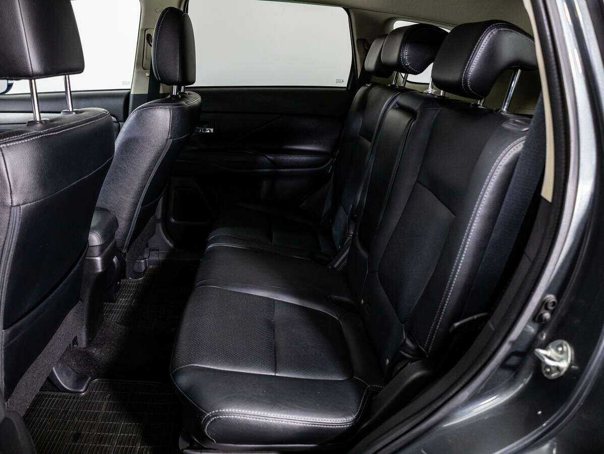 Mitsubishi Outlander б/у, 2013, Вариатор. Фото: #7