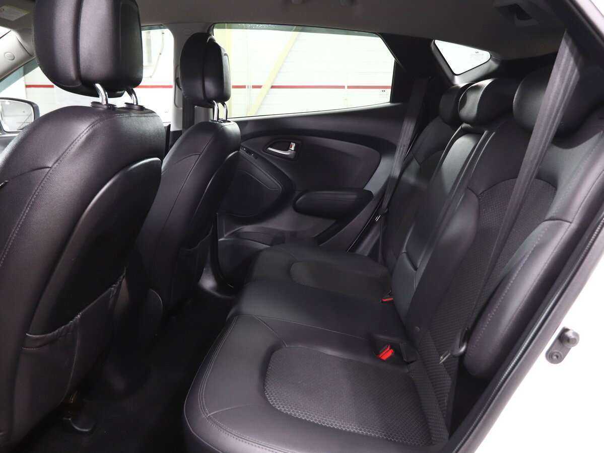 Hyundai ix35 б/у, 2012, Автоматическая. Фото: #11