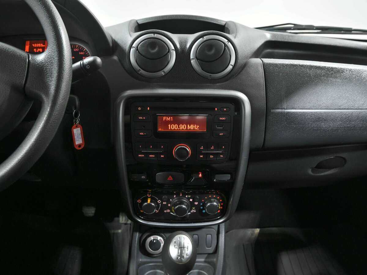 Renault Duster б/у, 2014, Механическая. Фото: #8