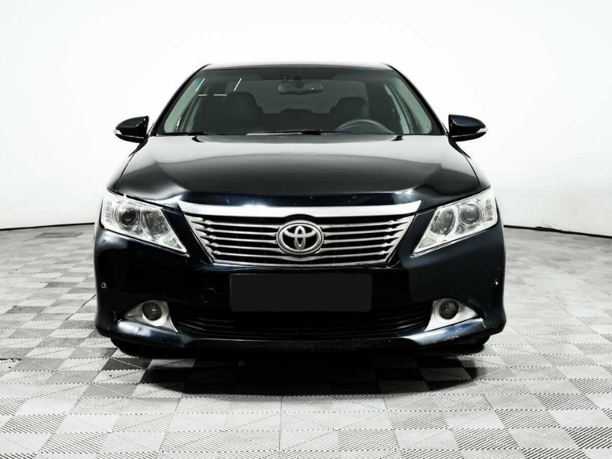 Toyota Camry б/у, 2013, Автоматическая. Фото: #1