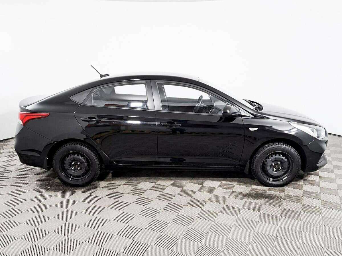 Hyundai Solaris б/у, 2018, Механическая. Фото: #3