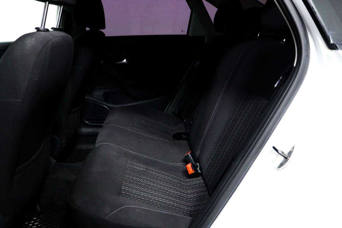 Volkswagen Polo б/у, 2016, Автоматическая. Фото: #11