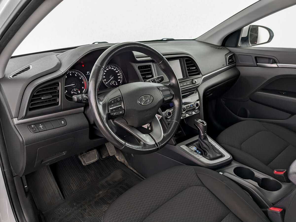 Hyundai Elantra б/у, 2020, Автоматическая. Фото: #13