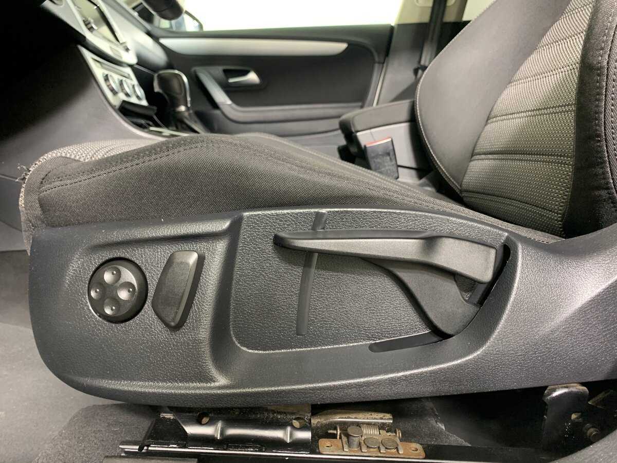 Volkswagen Passat CC б/у, 2013, Роботизированная. Фото: #16