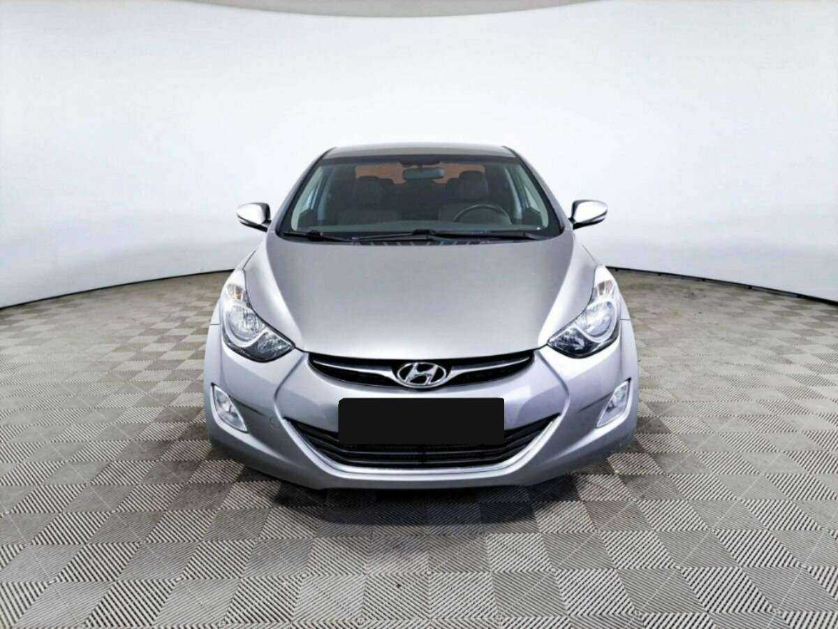 Hyundai Elantra б/у, 2013, Автоматическая. Фото: #1
