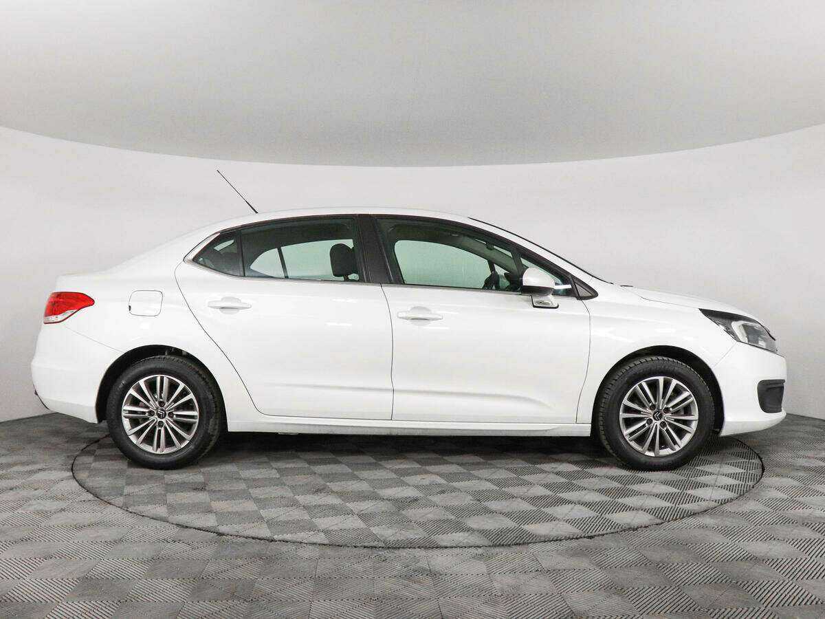 Citroen C4 б/у, 2017, Автоматическая. Фото: #3