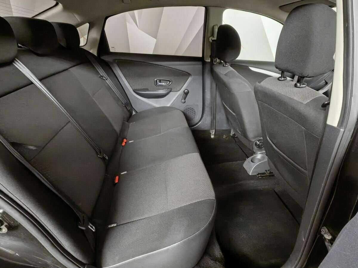 Nissan Almera б/у, 2018, Механическая. Фото: #11