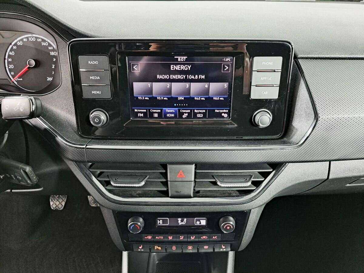 Volkswagen Polo б/у, 2021, Механическая. Фото: #12